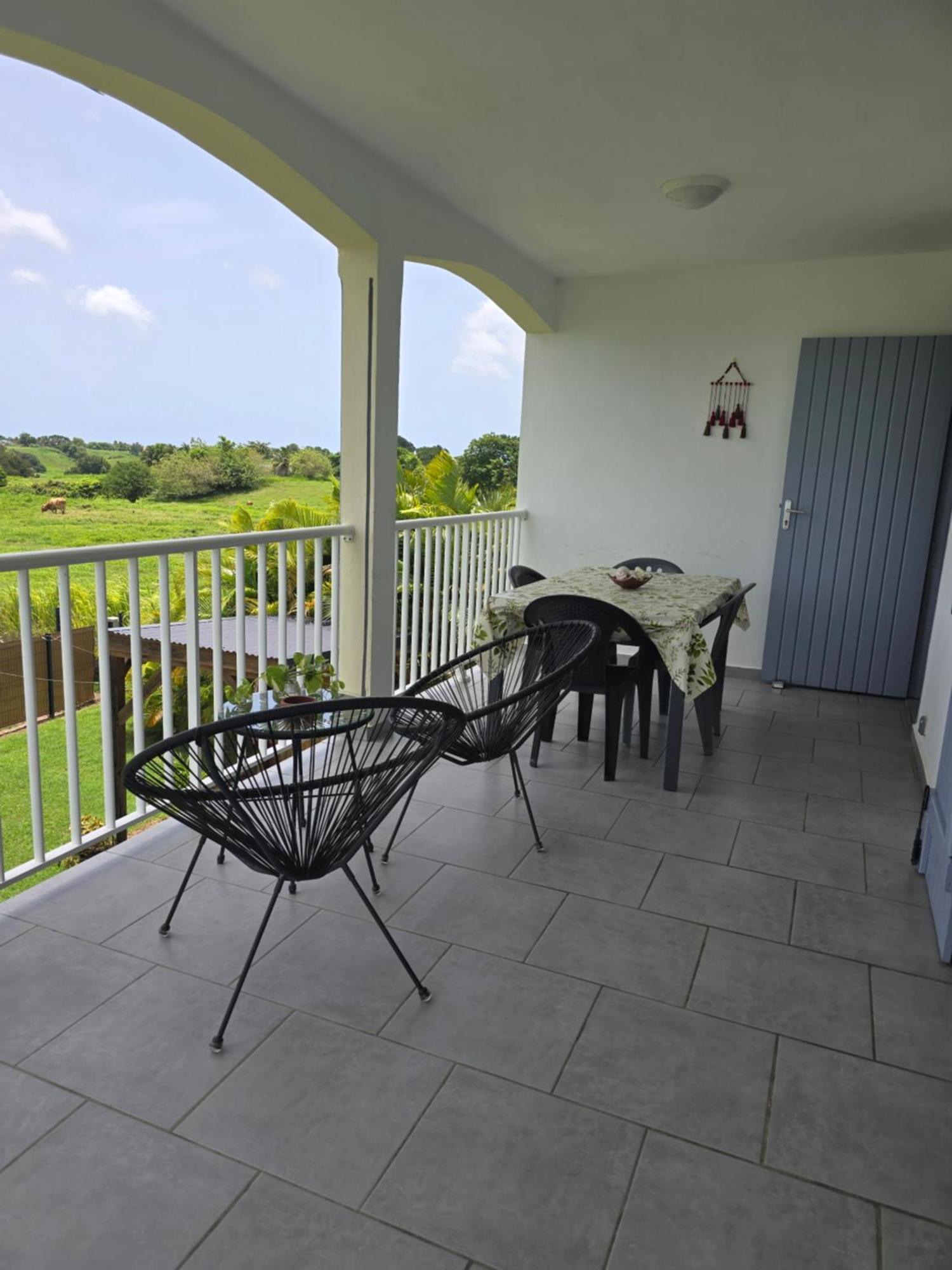 Maison Laurencia - Appartement De L'Etage แซนต์-อาน ภายนอก รูปภาพ